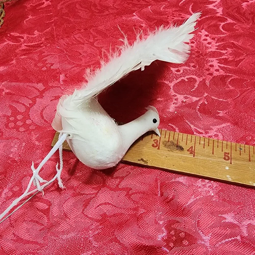 2x White Feather Plumed Peacock Bird Decorations Christmas Tree Wire Pick Stands
